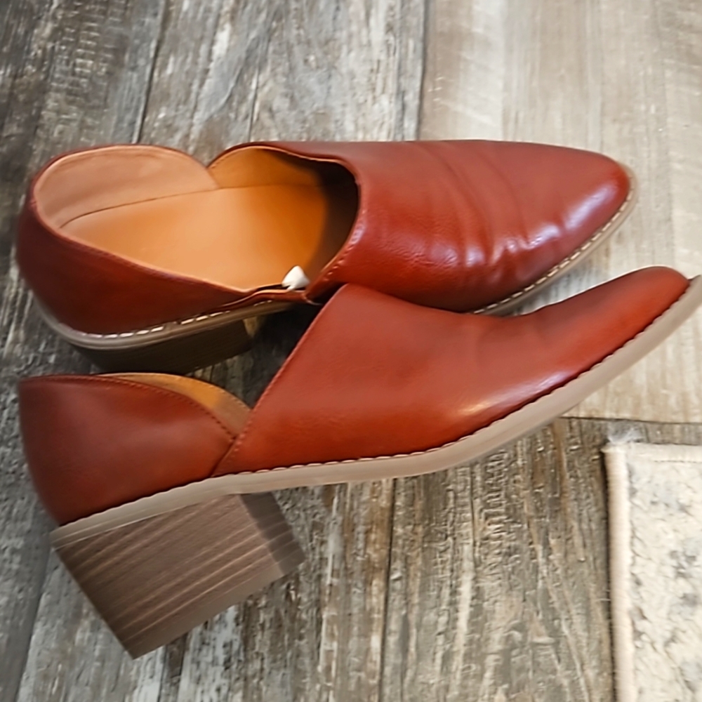 Universal Thread Rylie bootie